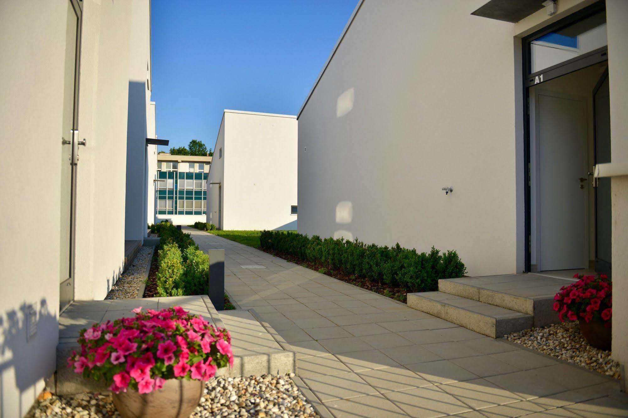Apartmany Eden - Rezidence Luhačovice Εξωτερικό φωτογραφία